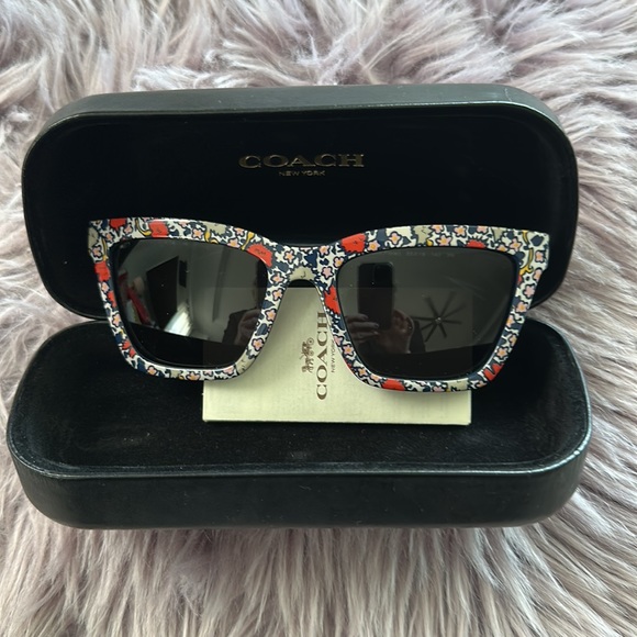 Coach Floral Sunglasses - Picture 1 of 16